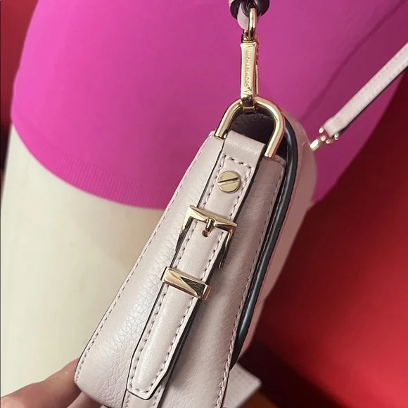 EUC Michael Kors Blush Pink Leather Crossbody Bag - Picture 4 of 16